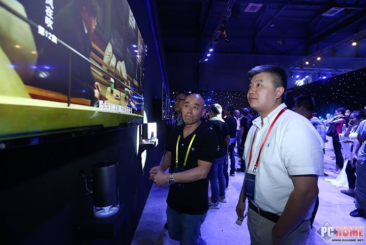 长虹首推人工智能电视 懂你心所想