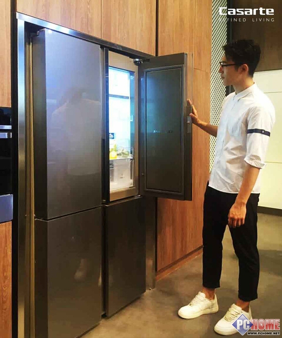 卡萨帝冰箱与50家企业登上美国时代广场_新闻