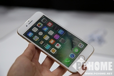 iPhone7大热 或引发免费电话通信全球变革