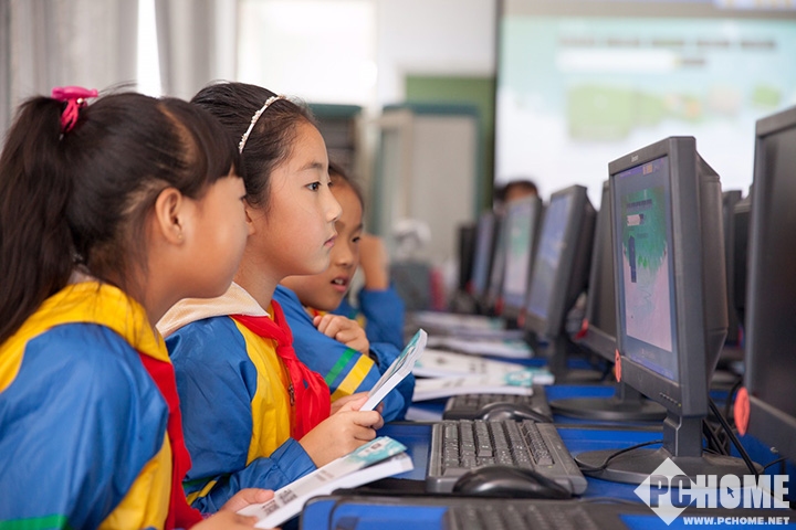 微软向中国中小学生推计算机科学教育_新闻_