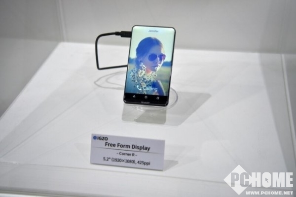 夏普再玩无边框 Corner R惊艳全场_新闻_电脑