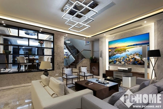 海信4K激光电视上海首发 获苏宁渠道力推_新