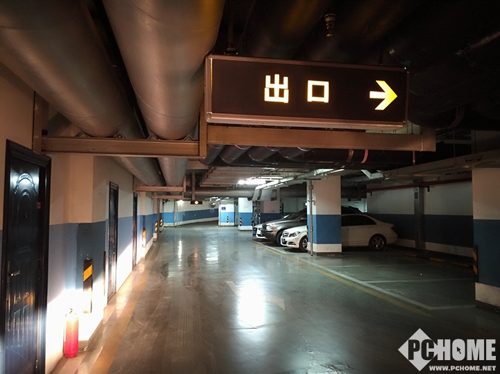 ZenFone3尊爵拍照体验 超强防抖夜拍逆天