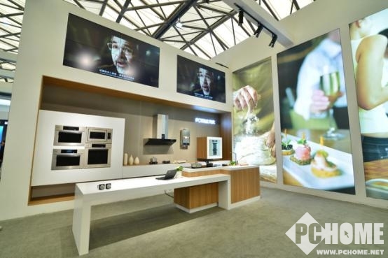 妈妈的时间机器亮相2017AWE 方太再掀智能厨
