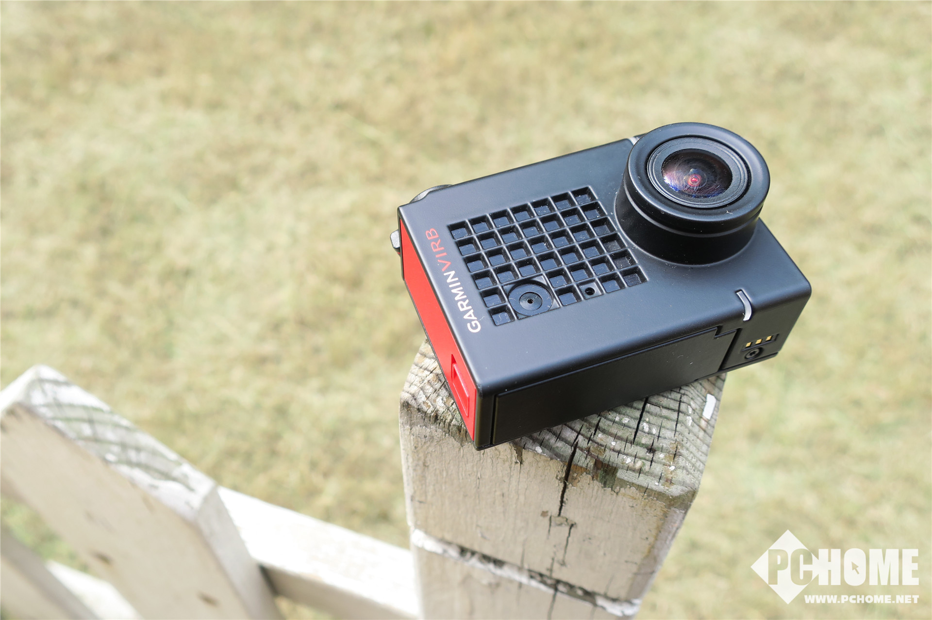 Minolta X-700：手动对焦时代的最后荣光