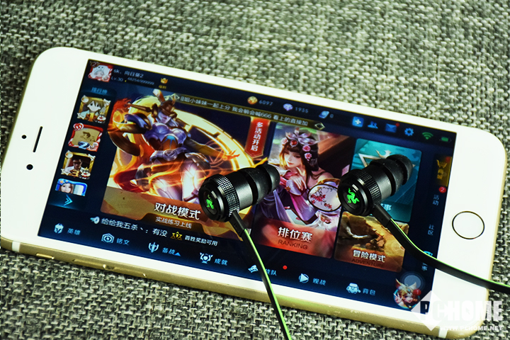 为手游而来!雷蛇战锤狂鲨BT蓝牙耳机评测