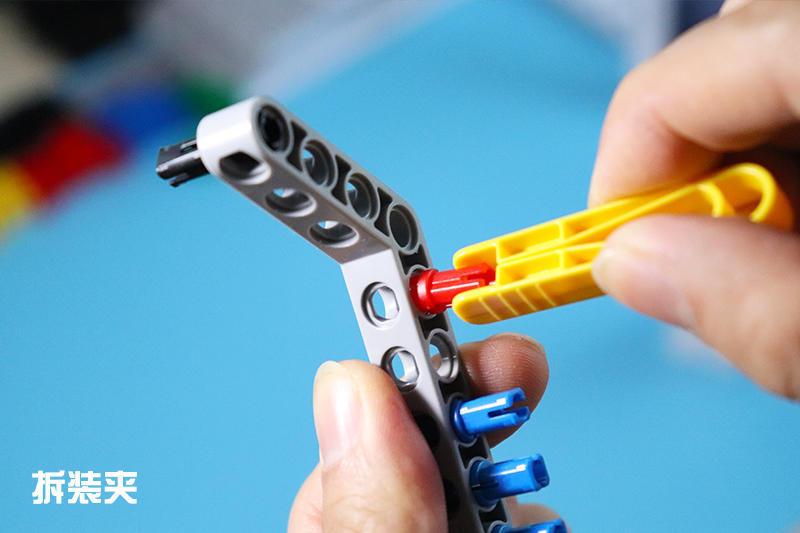 超多模型,四层编程,能力风暴氪1号积木机器人