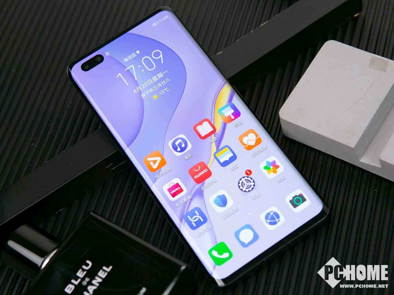 nova7pro锁屏壁纸,华为nova7pro锁屏壁纸 华为nova7pro图赏双膜双镀邂逅轻薄之美