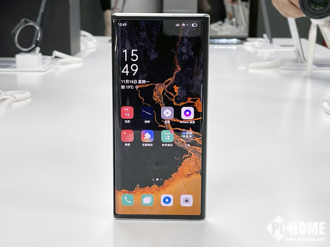 oppo x 2021卷轴屏概念机图集 展开就是未来科技