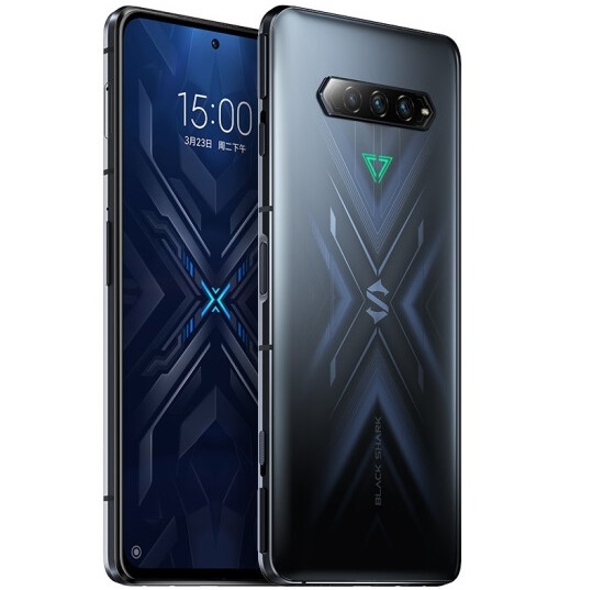 黑鲨4 Pro，游戏玩家的终极武器