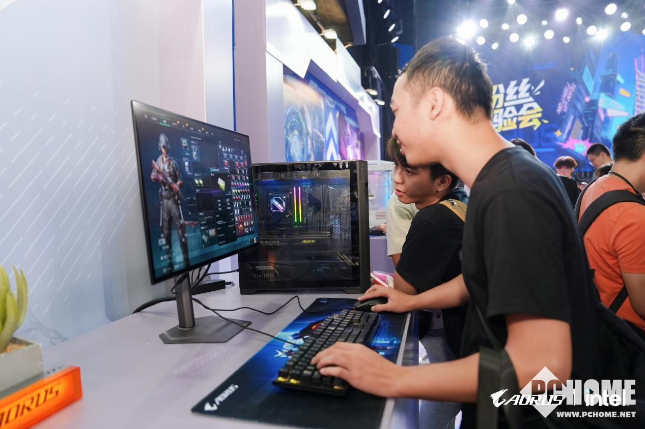 九游app：邂逅硬核科技奔赴热爱之约！技嘉AORUSDAY见证电竞与AI的无限可能(图5)
