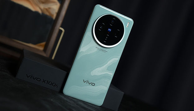 vivo X100s评测：直屏潜望纤薄 标准版标准变了