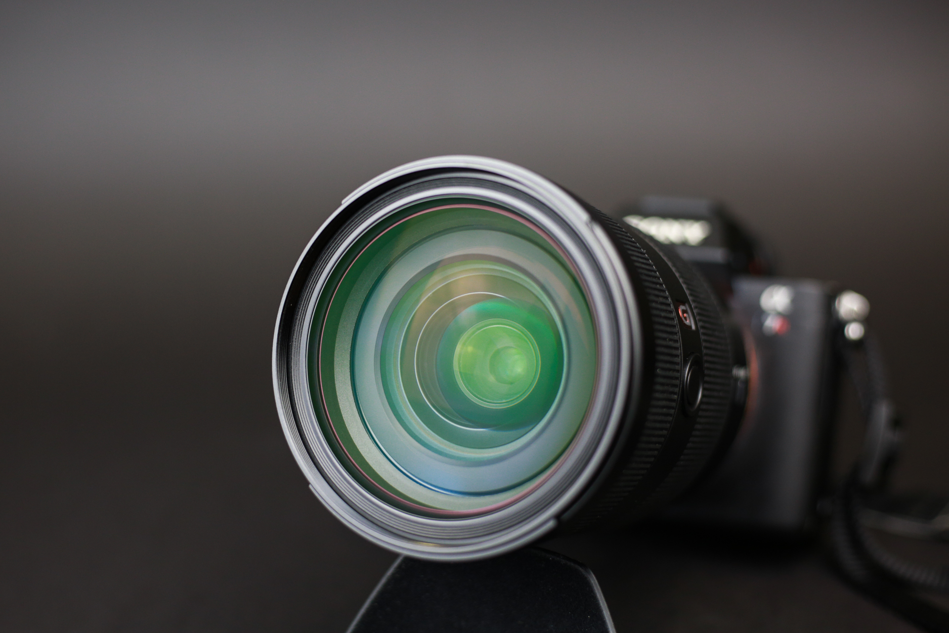索尼g大师镜头fe 24-70mm f2.8gm外观赏