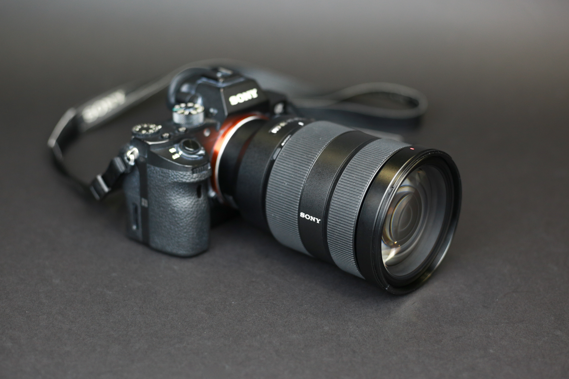 索尼g大师镜头fe 24-70mm f2.8gm外观赏