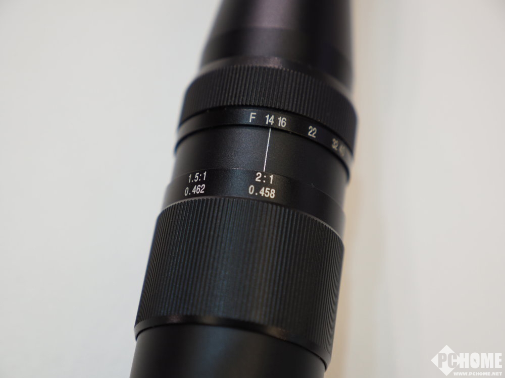 别出心裁奥妙外观 老蛙24mm f14微距镜头