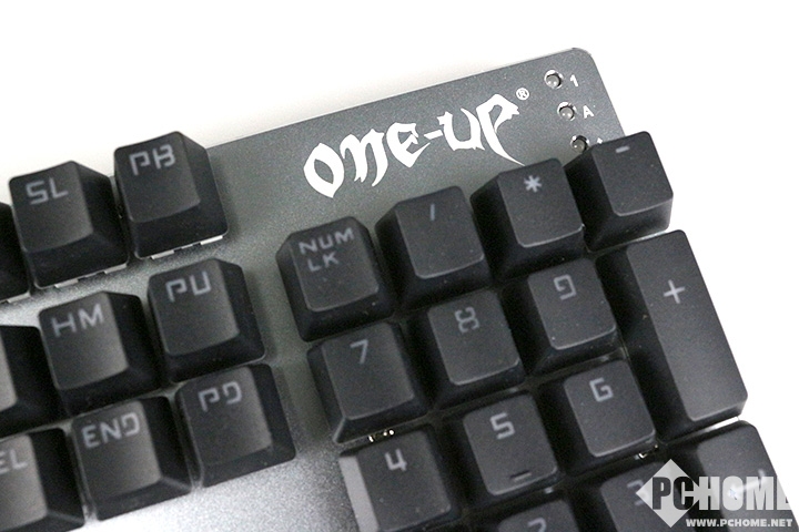 硬朗简洁风 ONE-UP K8英雄联盟纪念版键盘热