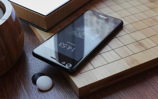 创新水墨屏 海信双屏手机a2京东预售中