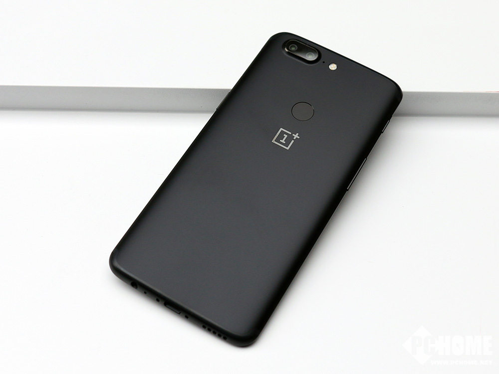 2999元旗舰级配置之最一加5t现场图赏