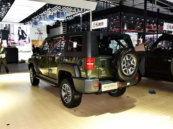 北京bj40柴油版车型上市 售15.99万元