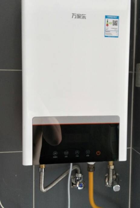 入手入手评测 万家乐 JSQ26-T38 13升然气热水器怎么样？ 性价比优缺点曝光【网友吐槽】 电商资讯 第1张