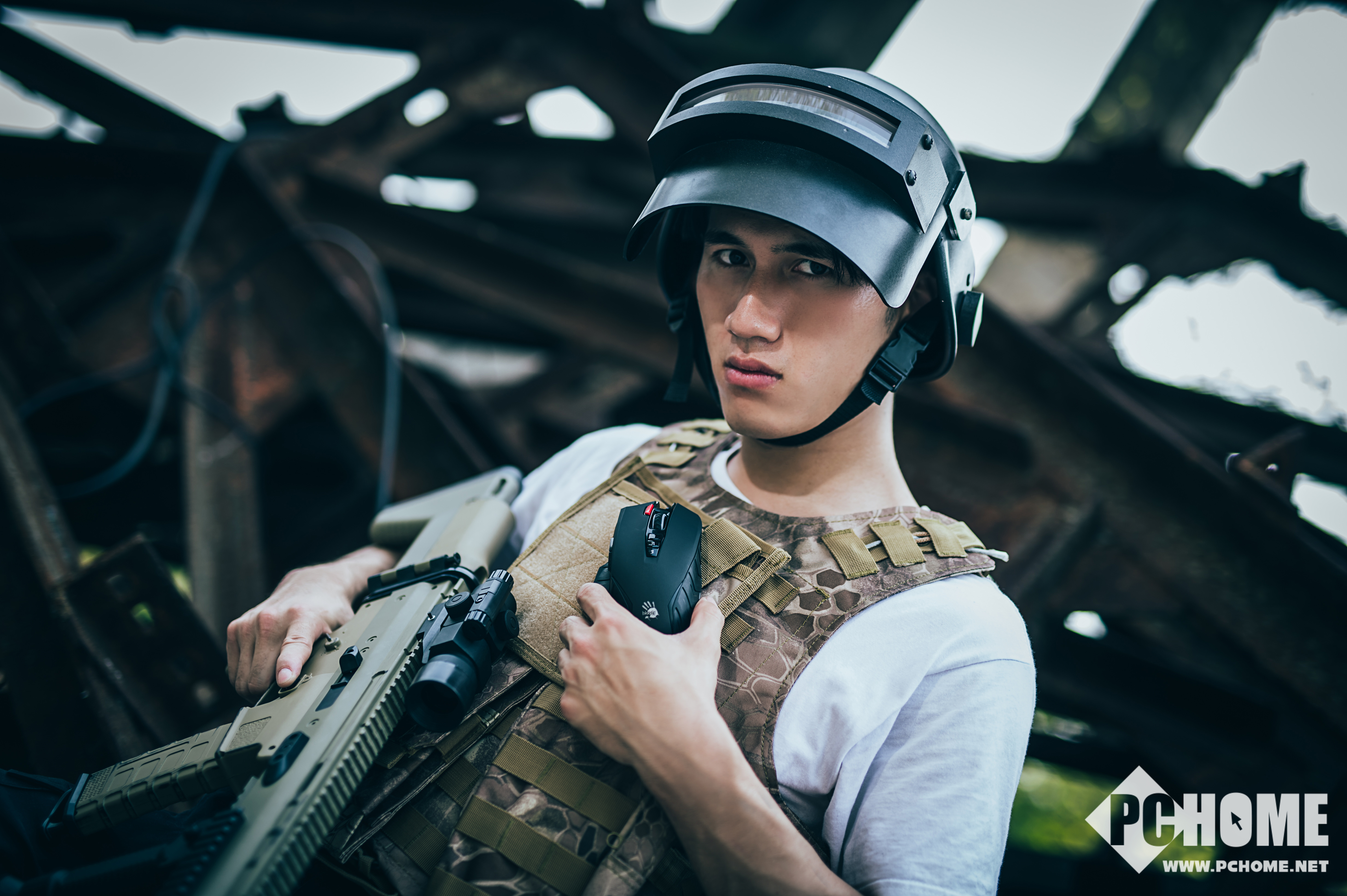 《绝地求生》真人实景赏析 血手幽灵双枪侠j95鼠标图赏