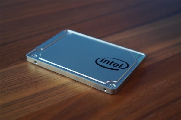 Intel SSD升Win10 4月版导致电脑崩溃 Bug正加