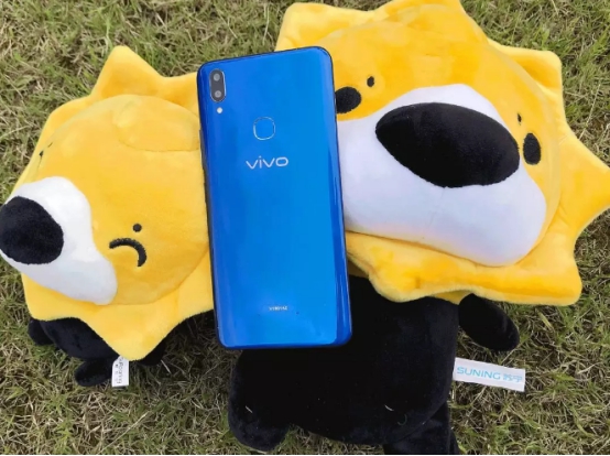 苏宁手机抢先曝光vivo Z1 搭载骁龙660AIE仅1