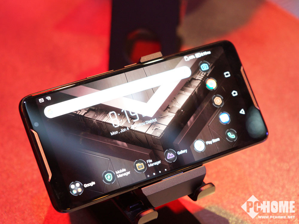 华硕ROG Phone现场图集 最有吸引力的游戏手机