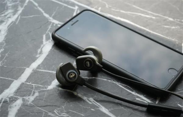 2018蓝牙耳机最强推荐:千元内认准这四大品牌