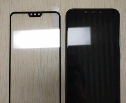 荣耀新机前面板曝光 三开口要有黑科技