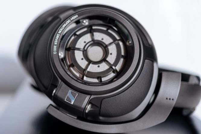 旗舰新品 森海塞尔发布HD 820头戴式耳机