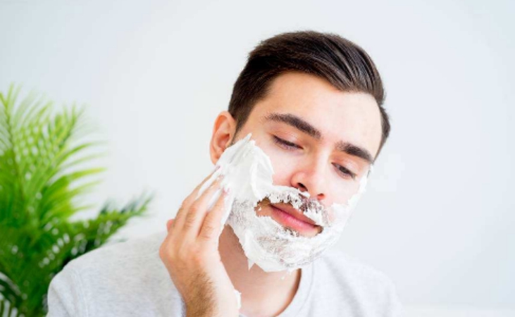 博朗电动剃须刀给你非一般的剃须体验