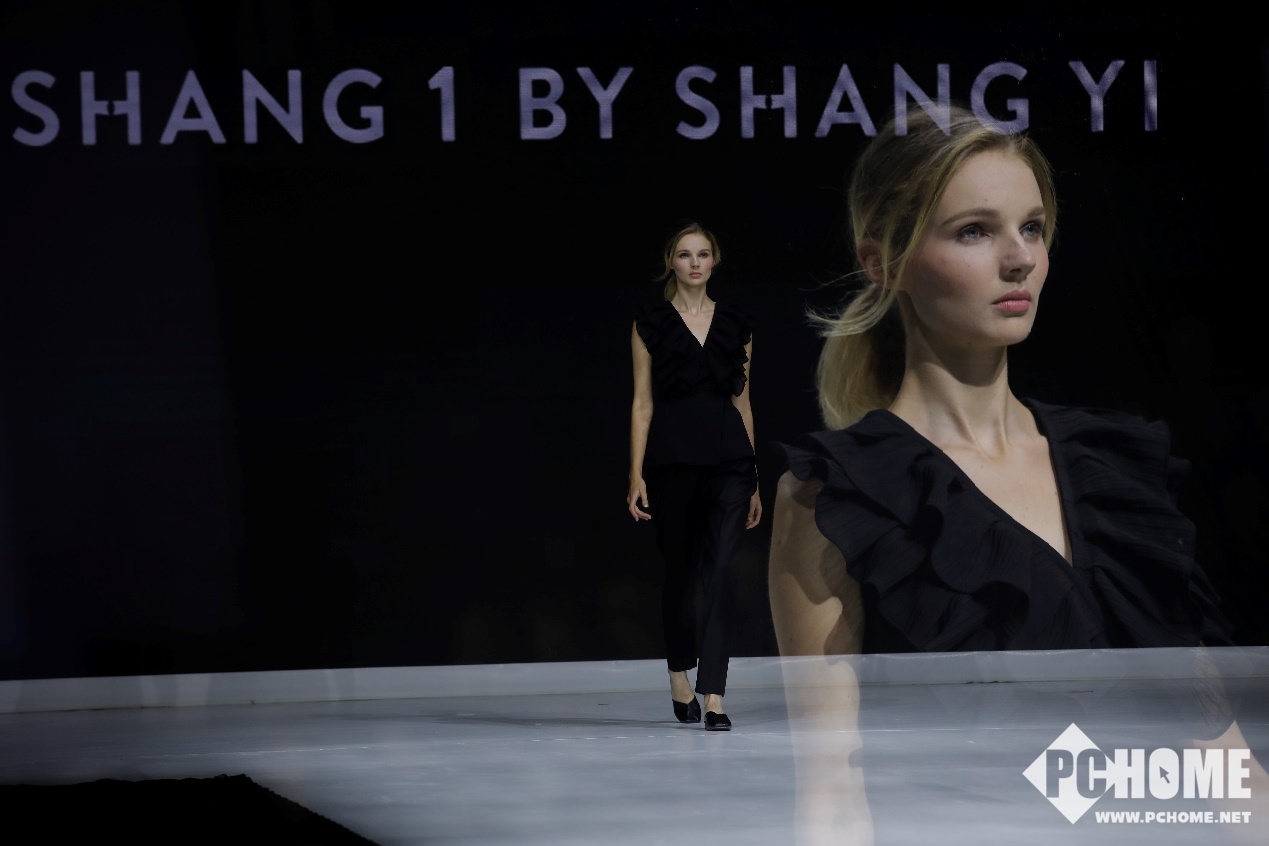 美摄APP携北京时装周 打造视频界时装秀盛宴