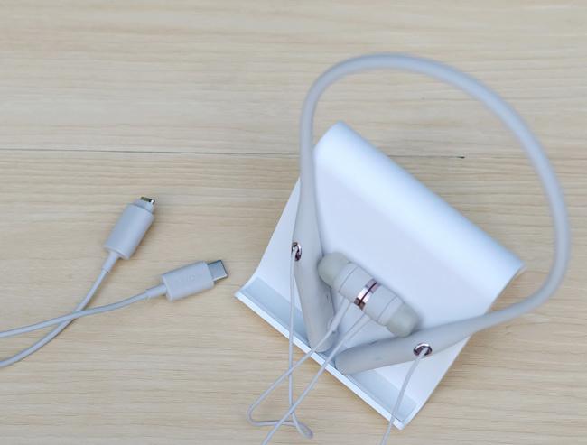 索尼耳机SBH90C与STH40D:妖娆与强悍兼得的