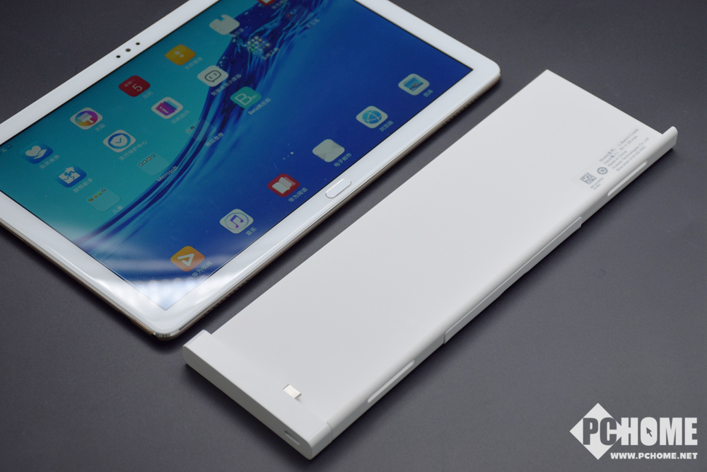 平板+AI=?搭载小度的华为平板M5青春版体验