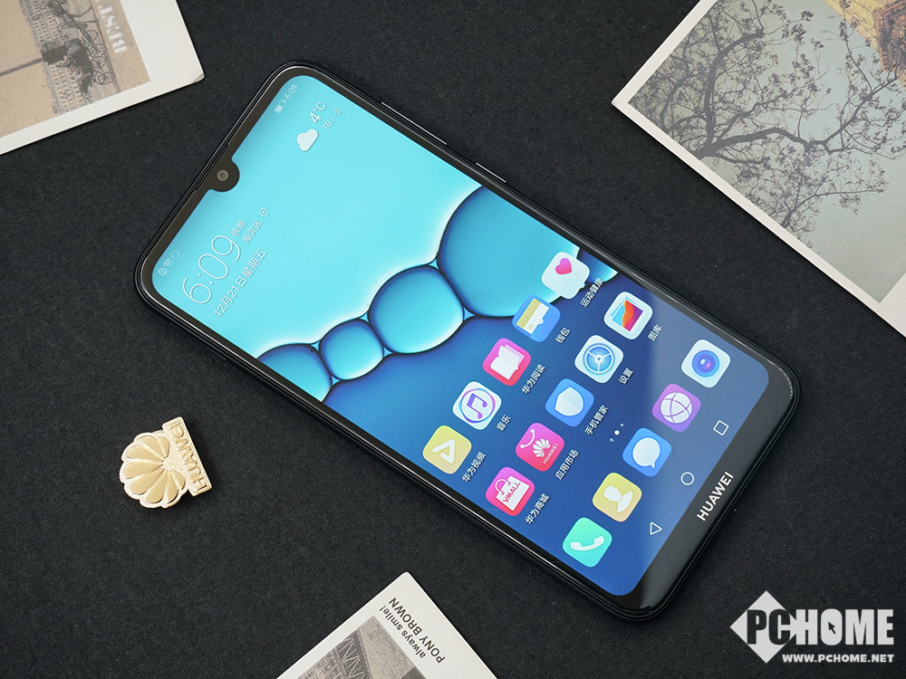 华为畅享9图赏年轻人的第一台珍珠屏