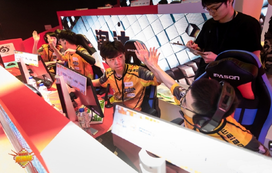 “技能兴鲁”职业技能大赛总局赛在烟台举行(图1)