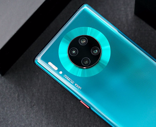 华为Mate30 Pro评测：没有误触的环幕屏，能拍电影的徕卡电影四摄