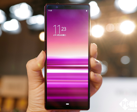 索尼：比起追随我们打造更好的创意娱乐手机