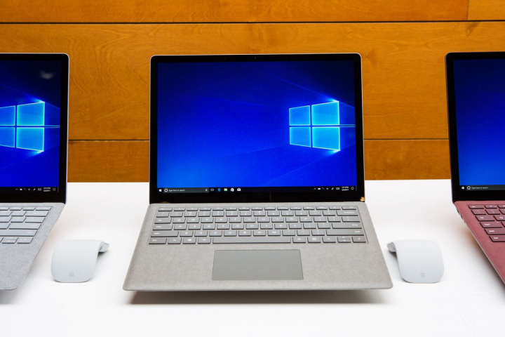 廉价版微软surface laptop曝光 12.5英寸屏幕仅3千出头