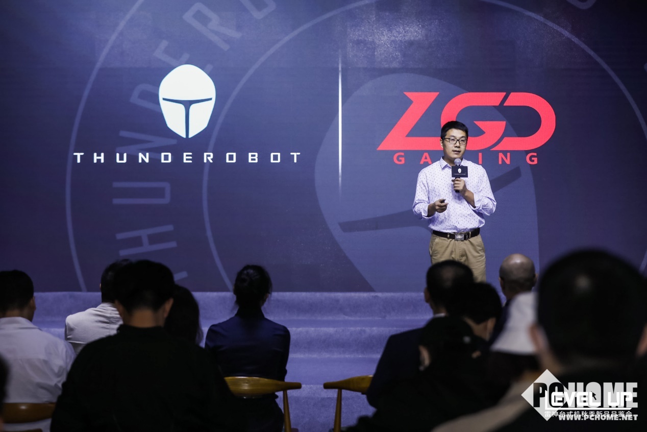 雷神与lgd达成战略合作首款浸没式水冷游戏主机重磅亮相 Pchome 雷神与lgd达成战略合作首款浸没式水冷游戏主机重磅亮相 Pchome