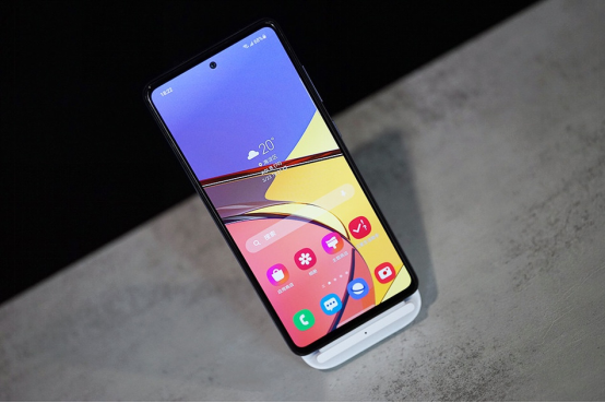 超高颜值,超强性能,三星a52 5g成年轻用户换机首选