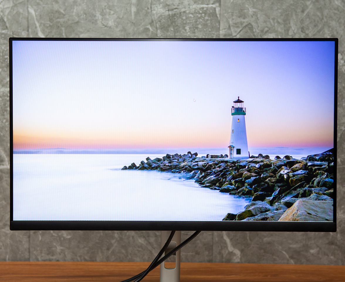 身形小巧简约实用 dell p2422h显示器评测
