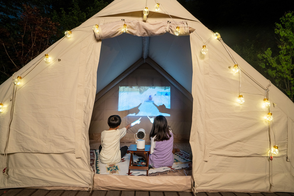 the freestyle 三星随享,适合露营使用的"潮玩"投影仪-pchome