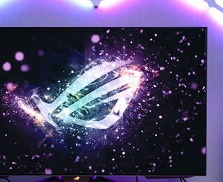 春节假期用华硕ROG巨擎42 OLED电竞显示器玩《幻兽帕鲁》奢侈享受！