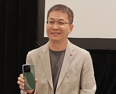 小米手機發布會換主講人 盧偉冰兼任品牌總經理