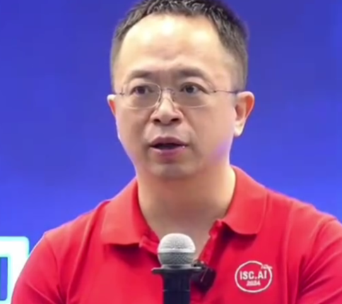 360创始人周鸿祎：机器人技术比自动驾驶更难