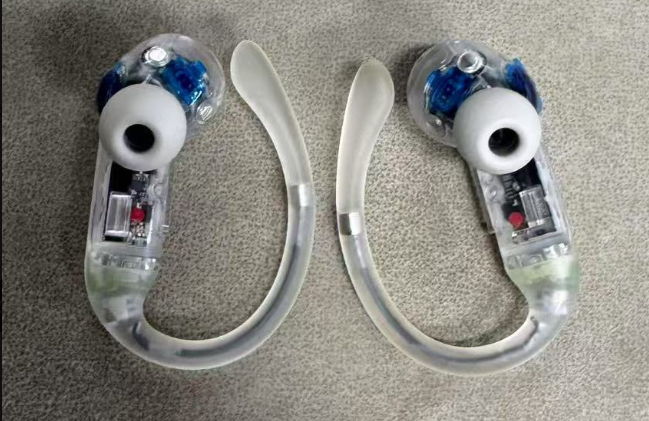 Powerbeats Pro 2透明设计原型照片曝光：心率检测+降噪