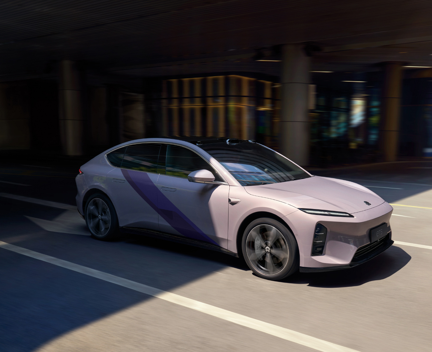 蔚来ET5系列将推出“远空紫”限定版车型，12月16日亮相