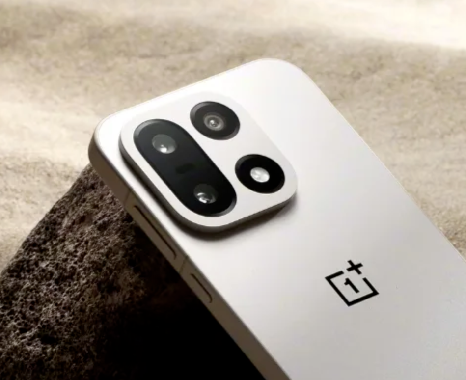 一加Turbo屏幕规格曝光：搭载1.5K 165Hz京东方定制屏